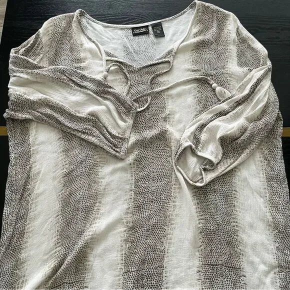 Sara Studio Blouse w/tasseled Tie 3/4 Sleeves Size XL Brown/Tan Print - EUC - Picture 2 of 9